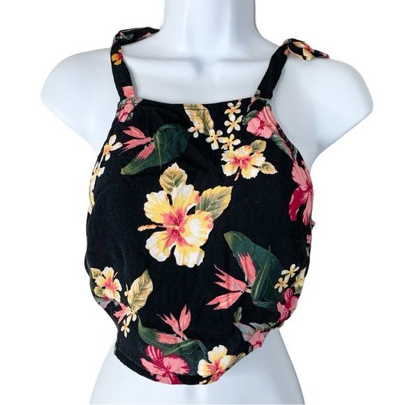 Forever 21 Floral Print Top Blouse Tie Shoulder Strap Cropped Black Size Medium - Picture 2 of 16